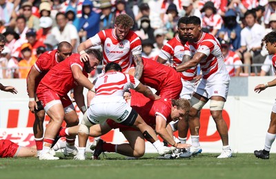 050725 - Japan v Wales - Summer Tour First Test - Archie Griffin of Wales 