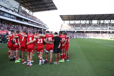 050725 - Japan v Wales - Summer Tour First Test - Wales team huddle at full time