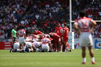 050725 - Japan v Wales - Summer Tour First Test - Scrum