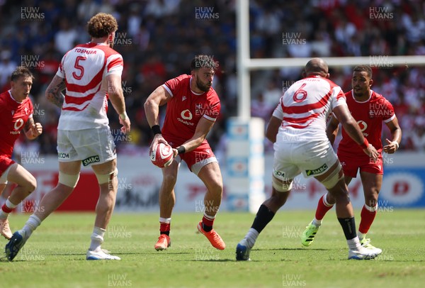 050725 - Japan v Wales - Summer Tour First Test - Johnny Williams of Wales 