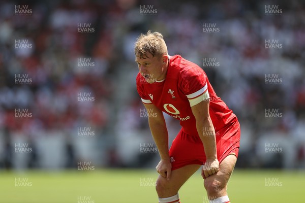 050725 - Japan v Wales - Summer Tour First Test - Sam Costelow of Wales 