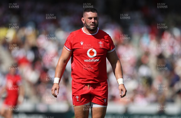 050725 - Japan v Wales - Summer Tour First Test - Gareth Thomas of Wales 