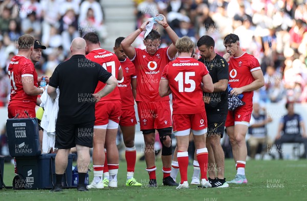 050725 - Japan v Wales - Summer Tour First Test - Alex Mann of Wales during a water break