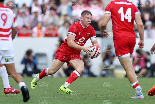 050725 - Japan v Wales - Summer Tour First Test - Sam Costelow of Wales 