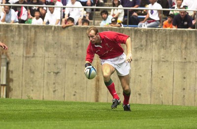 100601 - Japan v Wales - Gareth Thomas scores his try