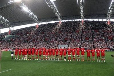120725 - Japan v Wales - Summer Series - Second Test - Wales sing the anthem