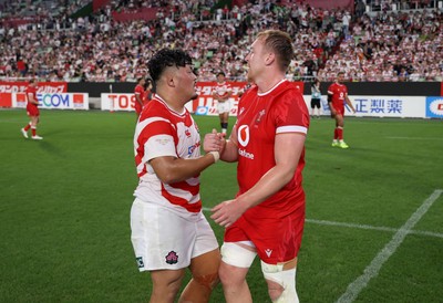 120725 - Japan v Wales - Summer Series - Second Test - Tommy Reffell of Wales shakes hands with the opposition