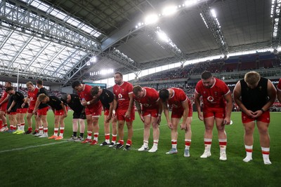 120725 - Japan v Wales - Summer Series - Second Test - Wales bow to the Japense crowd