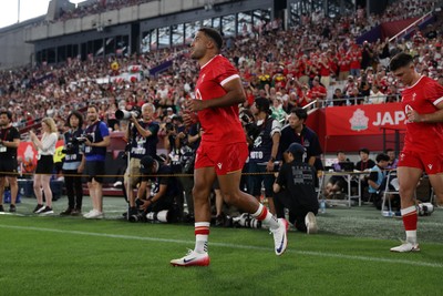120725 - Japan v Wales - Summer Series - Second Test - Keelan Giles of Wales 