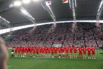120725 - Japan v Wales - Summer Series - Second Test - Wales sing the anthem