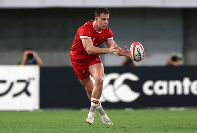 120725 - Japan v Wales - Summer Series - Second Test - Kieran Hardy of Wales 