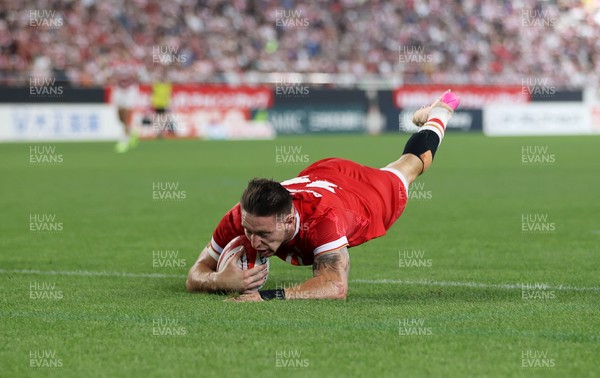 120725 - Japan v Wales - Summer Series - Second Test - Josh Adams of Wales scores a try