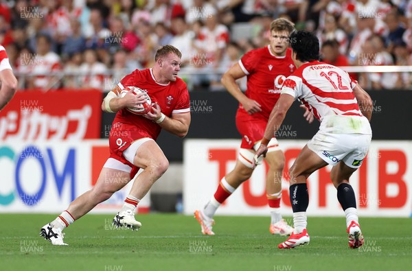 120725 - Japan v Wales - Summer Series - Second Test - Dewi Lake of Wales 