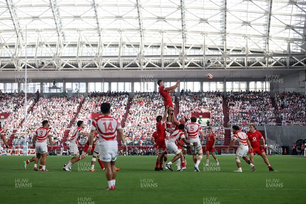 120725 - Japan v Wales - Summer Series - Second Test - Alex Mann of Wales wins the line out