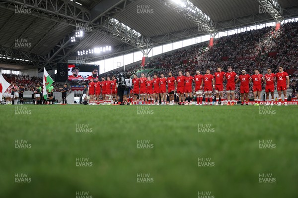 120725 - Japan v Wales - Summer Series - Second Test - Wales sing the anthem