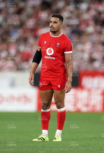 120725 - Japan v Wales - Summer Series - Second Test - Ben Thomas of Wales 