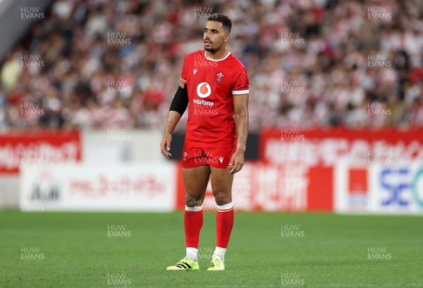 120725 - Japan v Wales - Summer Series - Second Test - Ben Thomas of Wales 