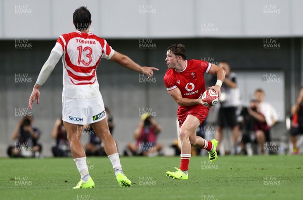 120725 - Japan v Wales - Summer Series - Second Test - Dan Edwards of Wales 