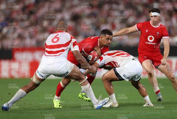 120725 - Japan v Wales - Summer Series - Second Test - Ben Thomas of Wales 