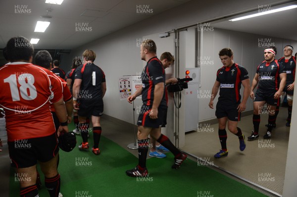 150613 - Japan v Wales -Players walk through tunnel