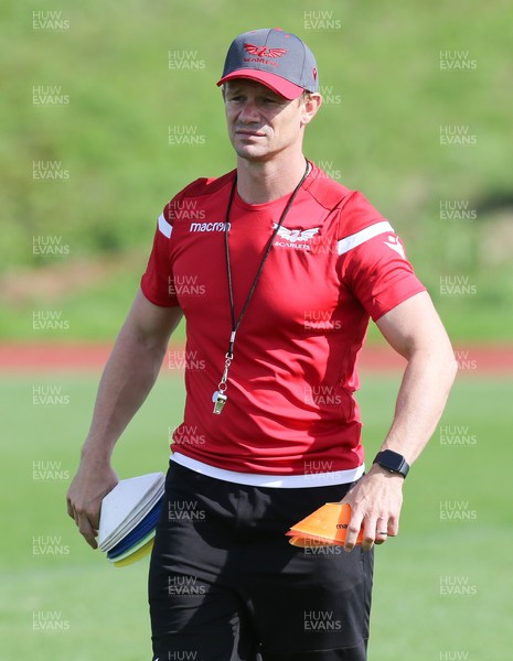 240821 - Scarlets Training Session - Scarlets head coach Dwayne Peel during training session