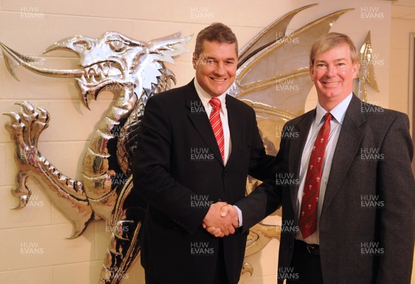 01.07.08 - WRU - John Schropfer who was been appointed National Coach Development Manager with the Welsh Rugby Union today with WRU Chairman, David Pickering. 