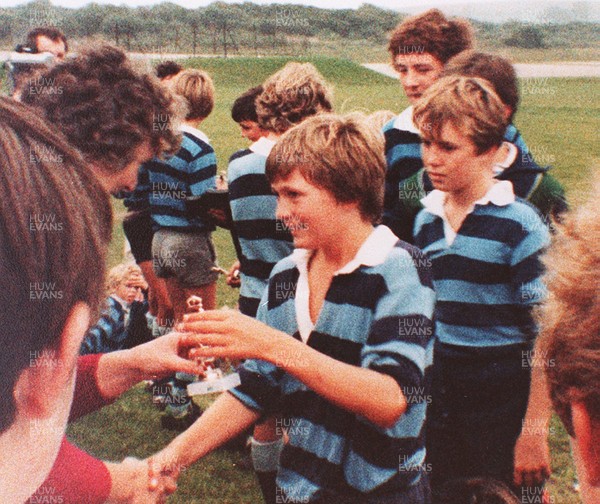 030895 - COLLECT PIC - New Wales Captain Jonathan Humphreys on the sinning side in the Cynffig Sevens while at Cynffig Comprehensive 