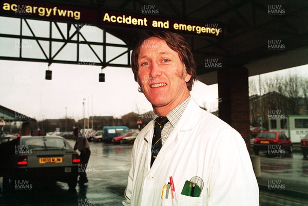 180195 - Picture shows JPR Williams at work as a doctor at Princess of Wales Hospital, Bridgend