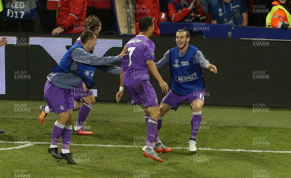 030617 - UEFA Champions League Final - Juventus v Real Madrid - Cristiano Ronaldo of Real Madrid celebrates scoring a goal with Gareth Bale