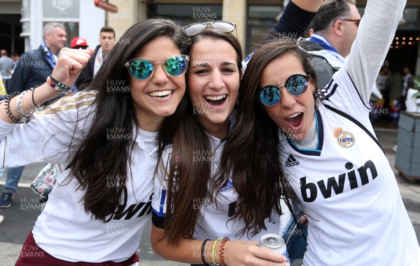 030617 - UEFA Champions League Final - Real Madrid v Juventus - Real Madrid fans party in Cardiff