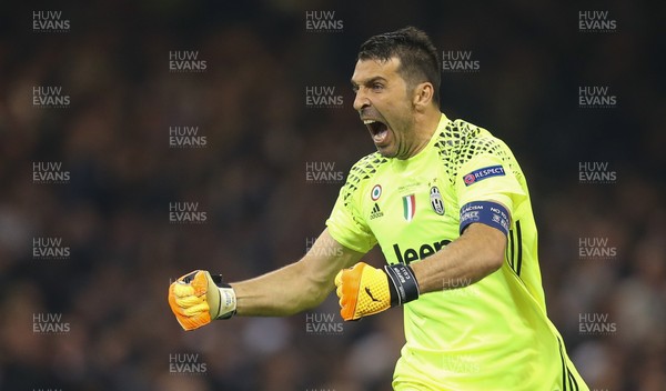 030617 - Juventus v Real Madrid, UEFA Champions League Final, Cardiff - Juventus goalkeeper Gianluigi Buffon celebrates as Juventus score to level the scores