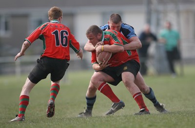 24.04.10 Kenfig Hill v Nantyffyllon.. Action from the game. 