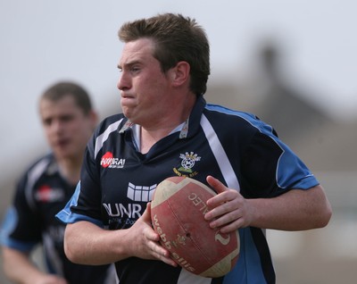 24.04.10 Kenfig Hill v Nantyffyllon.. Action from the game. 