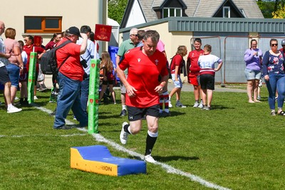 030525 - Lampeter Town RFC v London Welsh - Rugby referee Nigel Owens comes out of retirement and returns to the field for Lampeter Town RFC v London Welsh