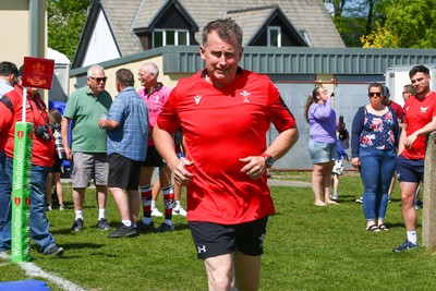 030525 - Lampeter Town RFC v London Welsh - Rugby referee Nigel Owens comes out of retirement and returns to the field for Lampeter Town RFC v London Welsh