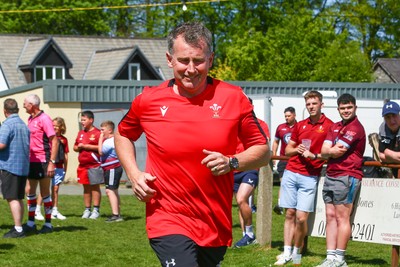 030525 - Lampeter Town RFC v London Welsh - Rugby referee Nigel Owens comes out of retirement and returns to the field for Lampeter Town RFC v London Welsh