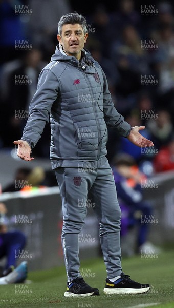 010225 - Leeds United v Cardiff City - Sky Bet Championship - Manager Omer Riza of Cardiff gestures as Cardiff are beaten 7-0