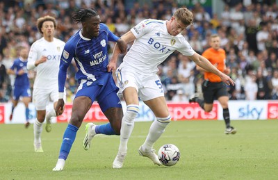 060823 - Leeds United v Cardiff City - Sky Bet Championship - Ike Ugbo of Cardiff and Charlie Cresswell of Leeds United