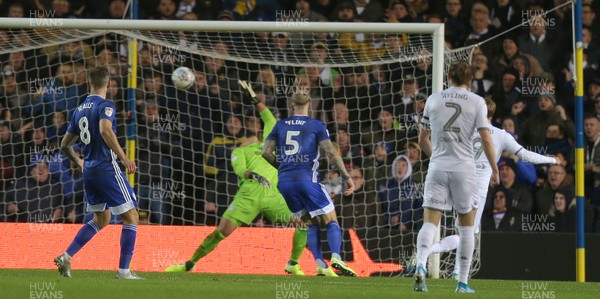 141219 - Leeds Utd v Cardiff City - Sky Bet Championship -  Goalkeeper Neil Etheridge of Cardiff can't stop the 2nd goal from Leeds scored by Patrick Bamford 