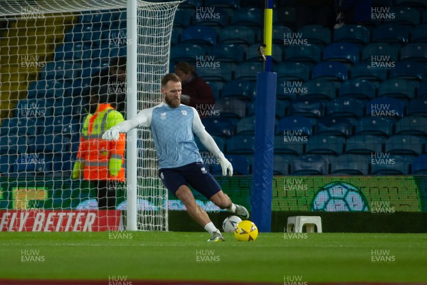180123 - Leeds United v Cardiff City - FA Cup Third Round Replay - Cardiff goalkeeper Jak Alnwick warms up