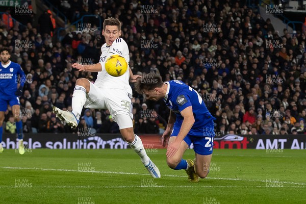 180123 - Leeds United v Cardiff City - FA Cup Third Round Replay - Mark Harris of Cardiff heads for goal 