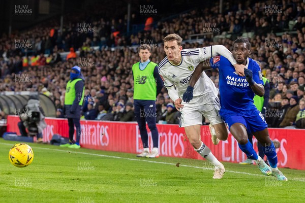 180123 - Leeds United v Cardiff City - FA Cup Third Round Replay - Sheyi Ojo of Cardiff takes on Diego Llorente of Leeds United 