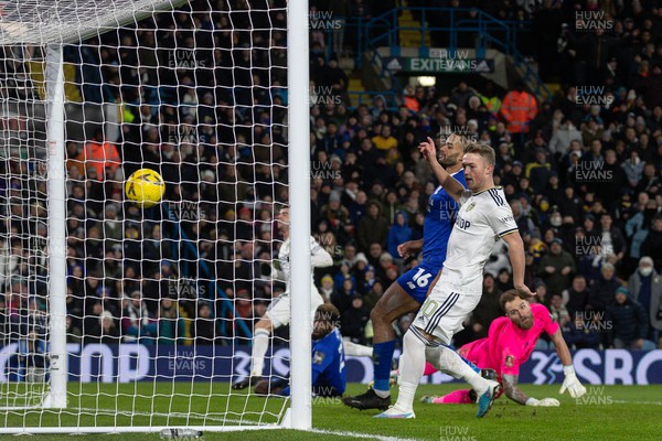 180123 - Leeds United v Cardiff City - FA Cup Third Round Replay - Patrick Bamford of Leeds scores his second goal