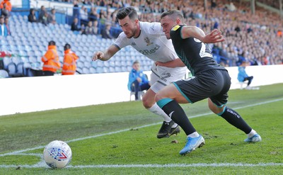 310819 - Leeds United v Swansea City - Sky Bet Championship -  Connor Roberts  of Swansea and Jack Harrison of Leeds United