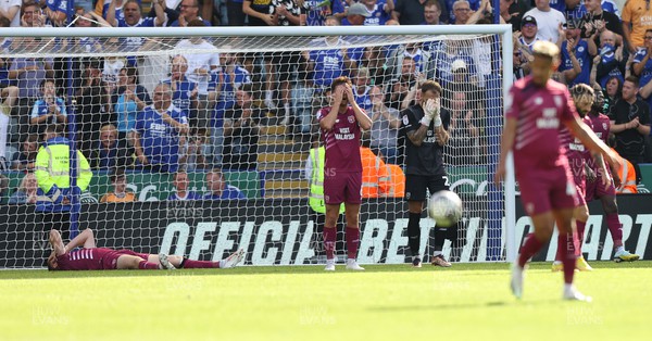 190823 - Leicester City v Cardiff City - Sky Bet Championship - Reaction by Goalkeeper Jak Alnwick of Cardiff as winning goal is scored by Leicester