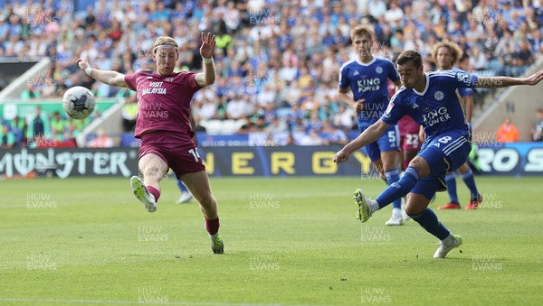 190823 - Leicester City v Cardiff City - Sky Bet Championship - Josh Bowler of Cardiff blocks Harry Winks of Leicester City