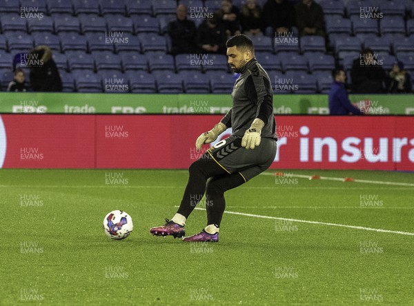 081122 - Leicester City v Newport County - Carabao Cup Third Round - Nick Townsend of Newport warms up
