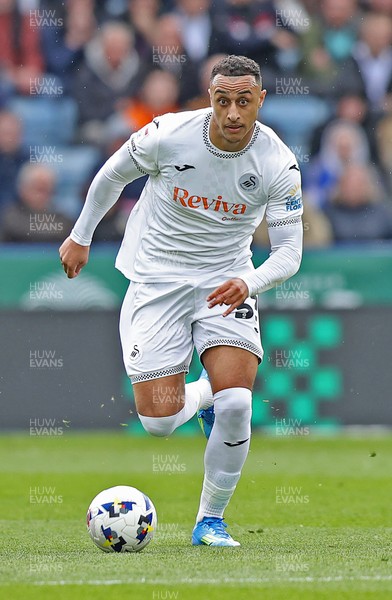 110426 - Leicester City v Swansea City - Sky Bet Championship - Adam Idah of Swansea