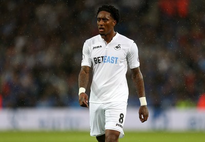 270816 - Leicester City v Swansea City - Premier League - Leroy Fer of Swansea City