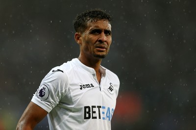 270816 - Leicester City v Swansea City - Premier League - Kyle Naughton of Swansea City